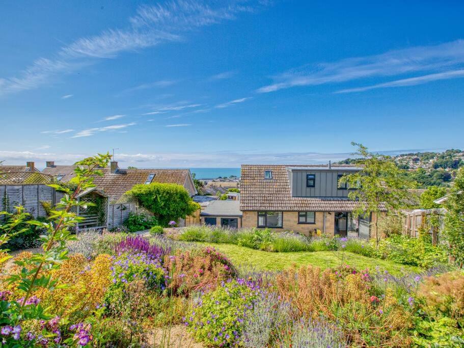 Lovely Holiday Home In Lyme Regis - Sleeps 8 Экстерьер фото